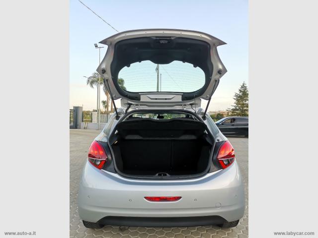 Auto - Peugeot 208 bluehdi 75 5p. allure
