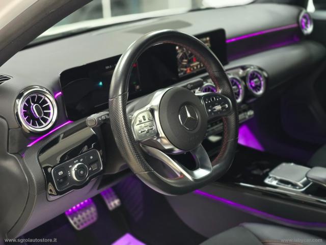 Auto - Mercedes-benz a 200 d automatic premium
