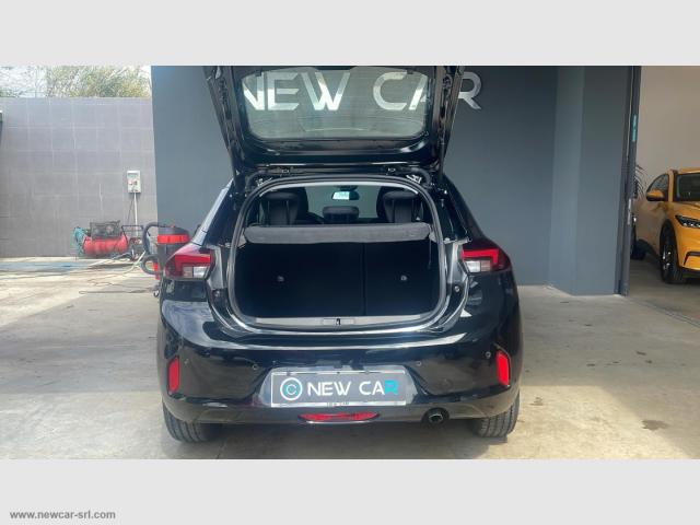 Auto - Opel corsa 1.2 edition