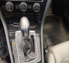 Auto - Volkswagen golf 1.6 tdi 110 cv dsg 5p. highline bmt