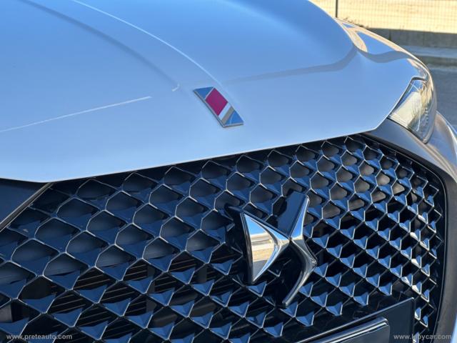 Auto - Ds automobiles ds 3 crossback bluehdi 110 perf. line