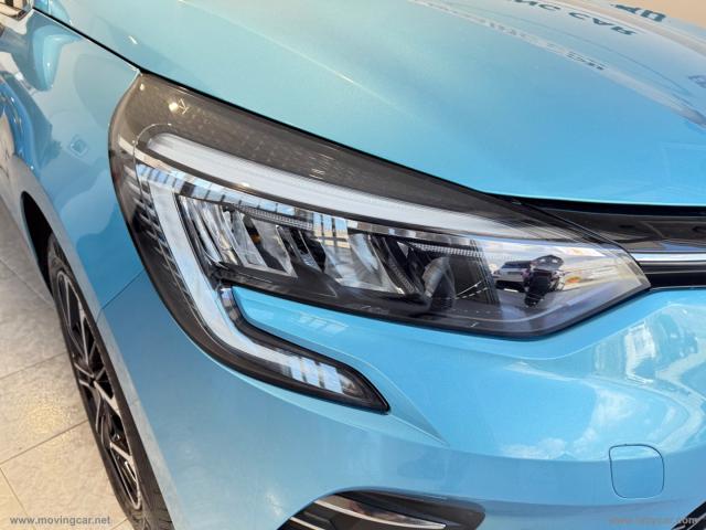Auto - Renault clio e-tech hybrid
