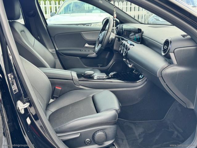 Auto - Mercedes-benz a 200 d automatic 4p. premium full screen