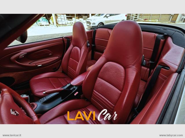 Auto - Porsche 911 carrera 4s cabriolet