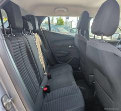Auto - Peugeot 2008 puretech 130 s&s active pack