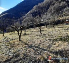 Case - Losine in posizione panoramica vendesi terreno edificabile