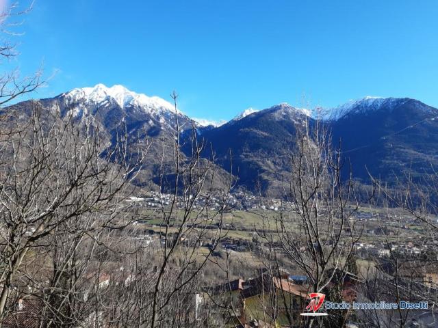 Case - Losine in posizione panoramica vendesi terreno edificabile