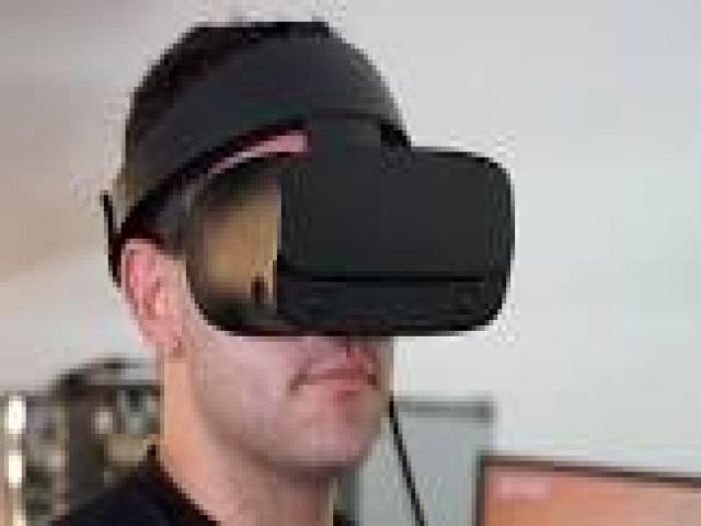 Telefonia - accessori - Beltel - merge ar/vr headset ultimo stock