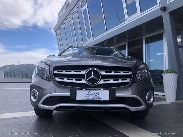 Auto - Mercedes-benz gla 180 d automatic business